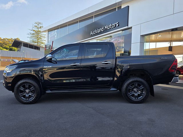 2021 Toyota Hilux Sr5 Td Dc 2.8Dt