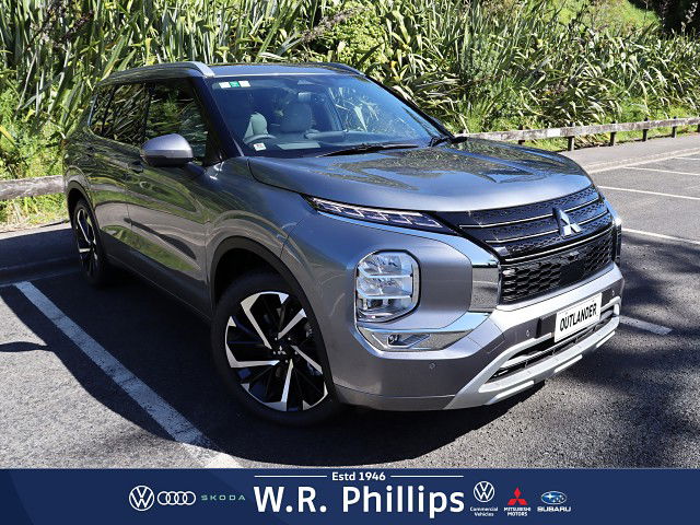 2025 Mitsubishi Outlander VRX 4WD