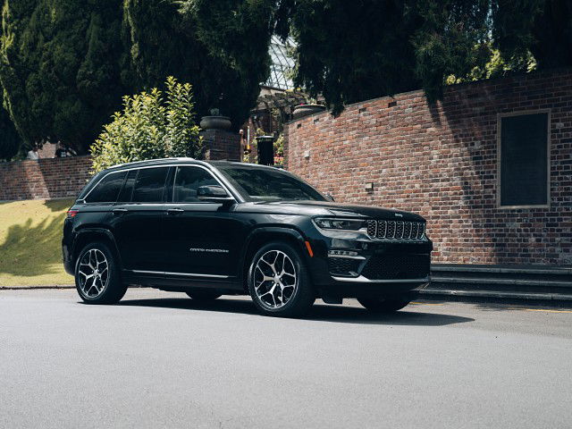 2025 Jeep Grand Cherokee Summit 4XE