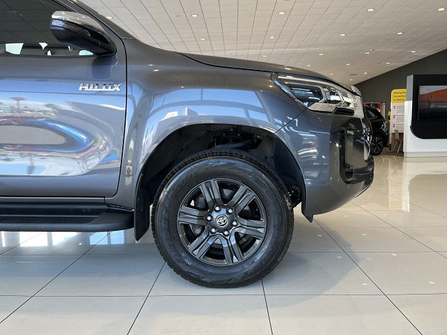 2022 Toyota Hilux Sr5 Td Dc 2.8Dt