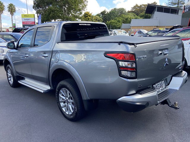 2019 Mitsubishi Triton Dc Glxr 6Mt 2.4D/6Mt