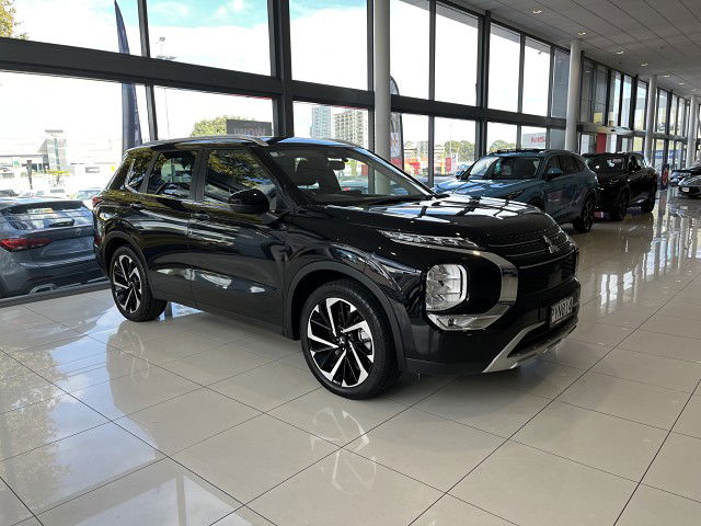 2023 Mitsubishi Outlander Xls 2.5P/Cvt