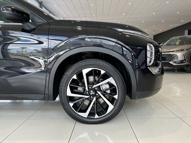 2023 Mitsubishi Outlander Xls 2.5P/Cvt