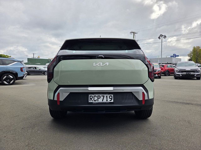 2025 Kia EV3 LIGHT 2WD LONG RANGE (81.4kWh)
