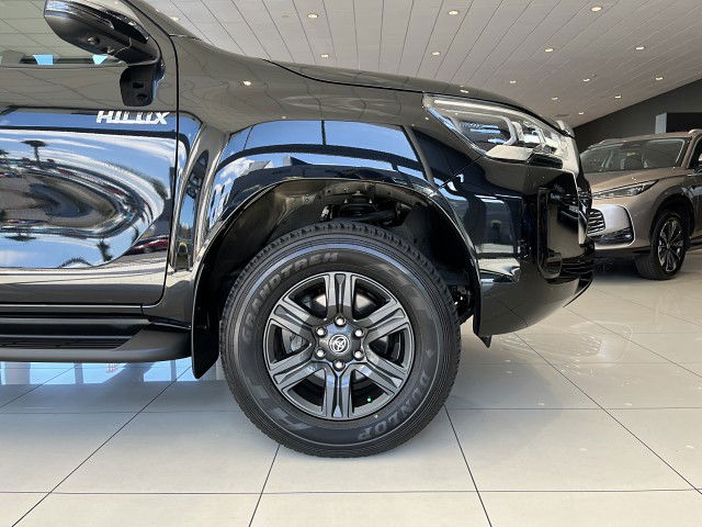 2022 Toyota Hilux Sr5 Td Dc 2.8Dt