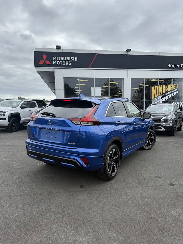 2025 Mitsubishi Eclipse Cross PHEV VRX 4WD