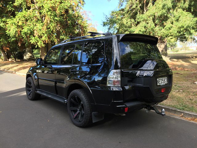 2020 Mitsubishi Pajero EXCEED 4WD 3.2L
