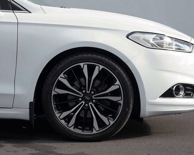 2015 Ford Mondeo Trend 2.0L 5Dr Hatch