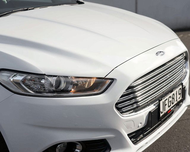 2015 Ford Mondeo Trend 2.0L 5Dr Hatch