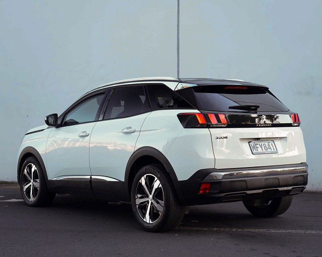 2019 Peugeot 3008 Crossway 1.6P 6A 5Dr Wagon
