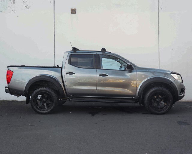 2018 Nissan Navara ST 2.3D 4WD 7AT 4Dr Ute