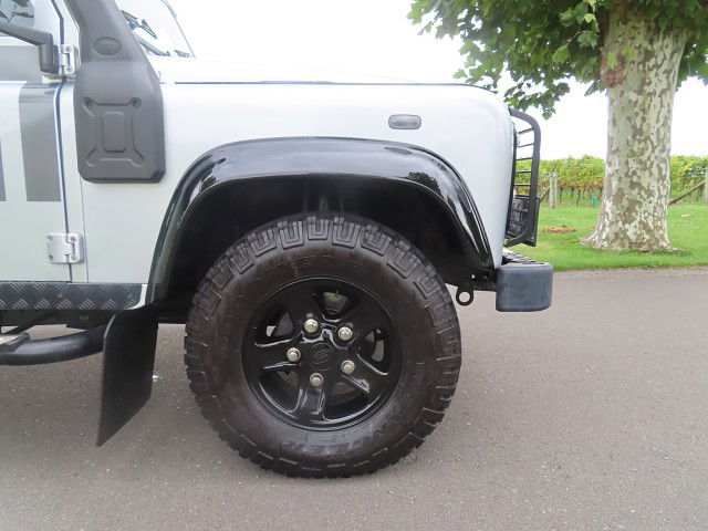 2014 Land Rover Defender 110 PICK UP