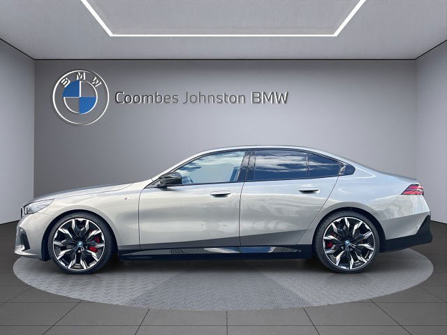 2023 BMW i5 M60 xDrive