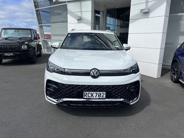 2025 Volkswagen Tiguan AWD R-Line