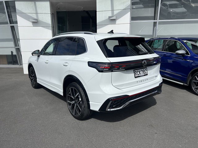 2025 Volkswagen Tiguan AWD R-Line