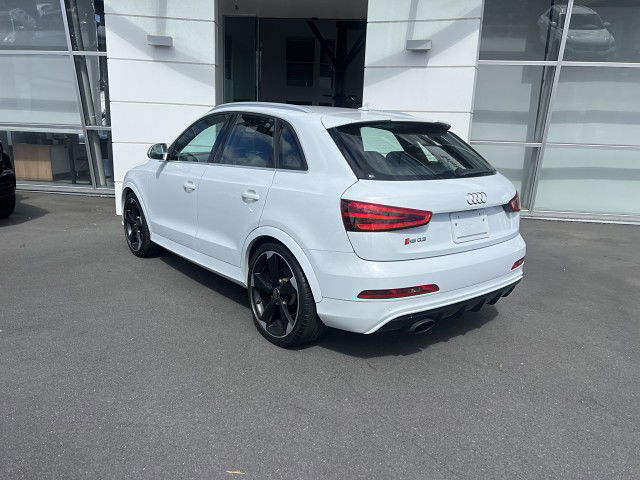2014 Audi RS Q3 Low km, leather