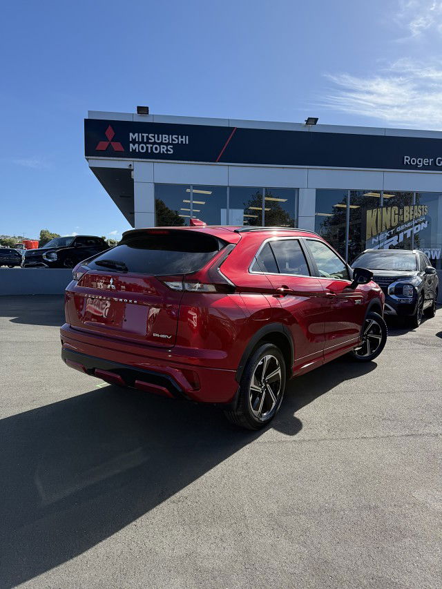 2025 Mitsubishi Eclipse Cross PHEV VRX 4WD