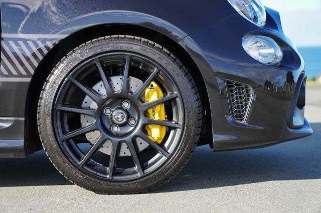 2025 Fiat Abarth 695 Competizione Final Edition