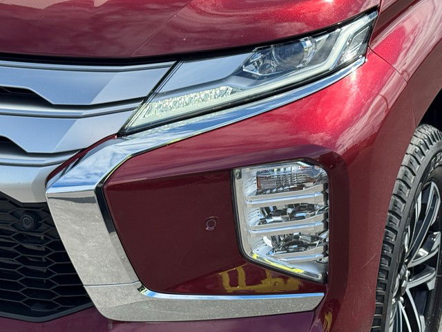 2023 Mitsubishi Pajero Sport VRX