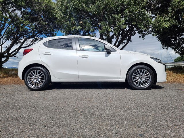 2024 Mazda 2 Ltd 1.5P/6At