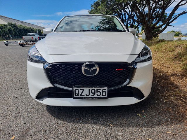 2024 Mazda 2 Ltd 1.5P/6At