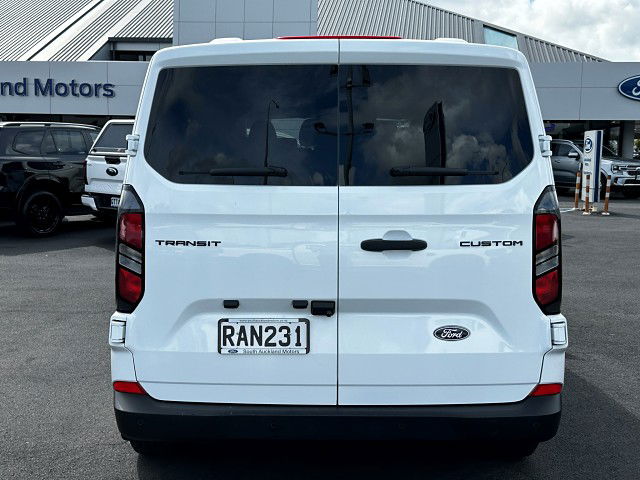 2025 Ford Transit KOMBI 320L 2.0D 8A