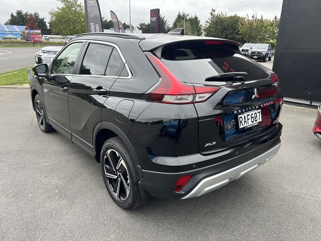 2024 Mitsubishi Eclipse Cross PHEV XLS 4WD