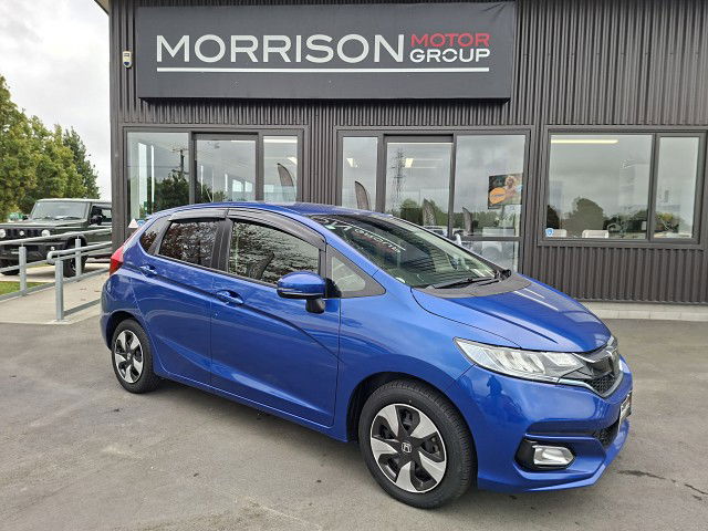 2017 Honda Fit Hybrid L Package 8 Airbags
