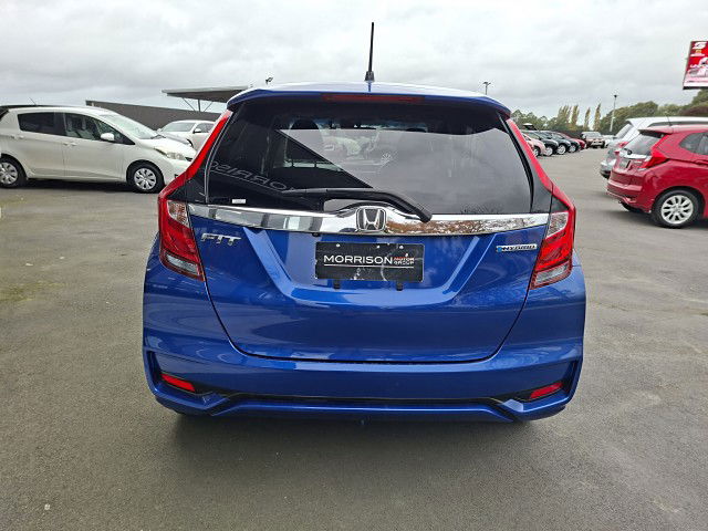 2017 Honda Fit Hybrid L Package 8 Airbags