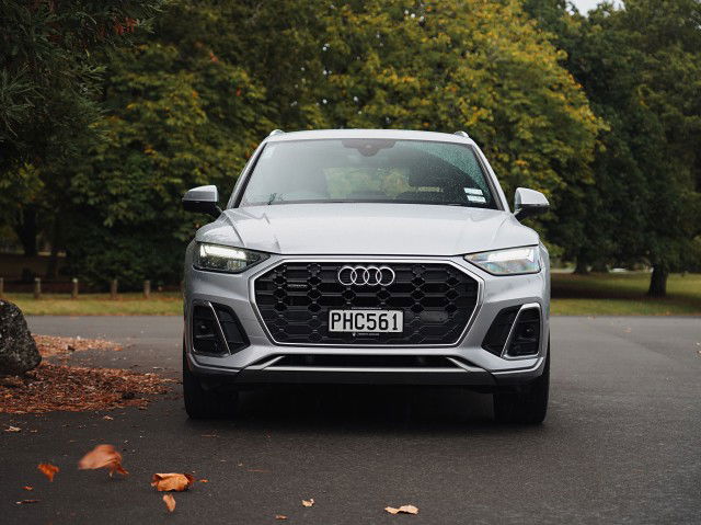 2022 Audi Q5 40 TDi Q 150KW S-Line 7A 2.0D
