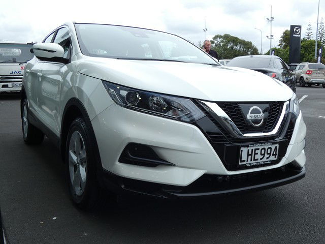 2018 Nissan Qashqai St 2.0p/cvt