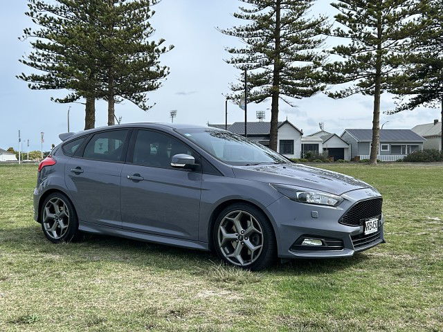 2018 Ford Focus ST2 Ecoboost 2.0P/6M