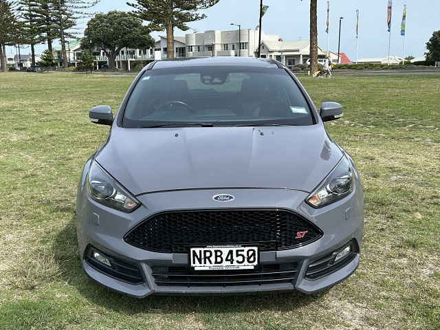 2018 Ford Focus ST2 Ecoboost 2.0P/6M