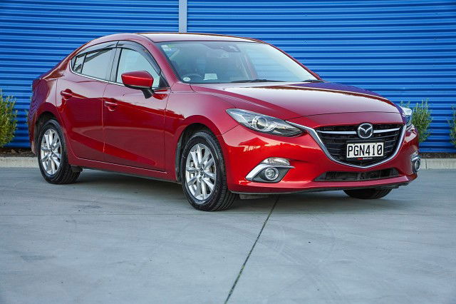 2015 Mazda Axela hybrid sedan