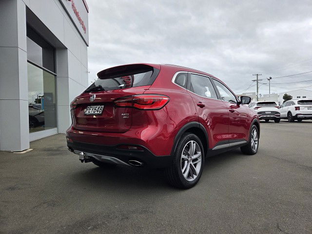 2022 MG HS 2.0T AWD TROPHY EDITION