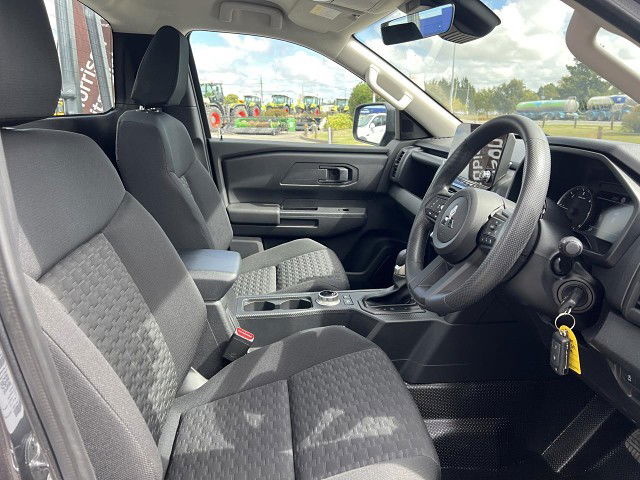 2024 Mitsubishi Triton SC CH 2.4D GLX 4WD 6AT