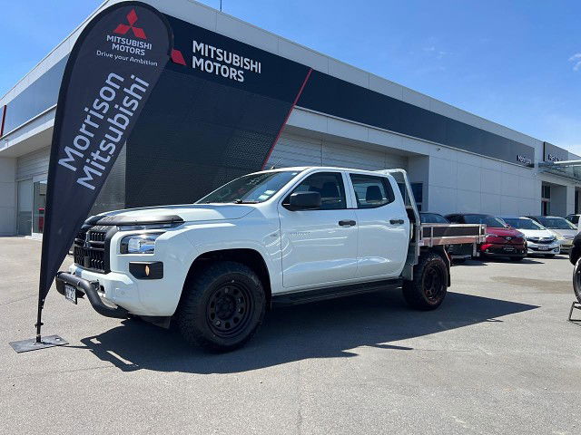 2024 Mitsubishi Triton DC CH 2.4D GLX 4WD 6AT