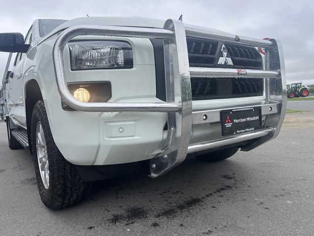 2025 Mitsubishi Triton DC CH 2.4D GLX 4WD 6AT