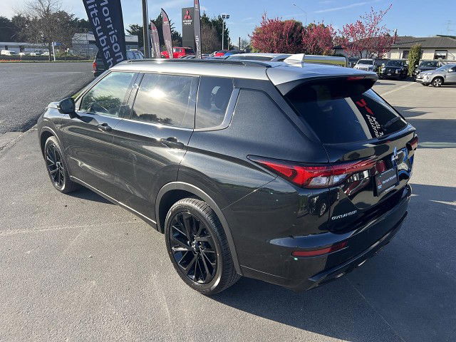2025 Mitsubishi Outlander 2.5P EXCEED 4WD CVT