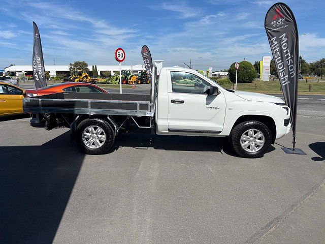 2025 Mitsubishi Triton SC CH 2.4D GLX 4WD 6AT