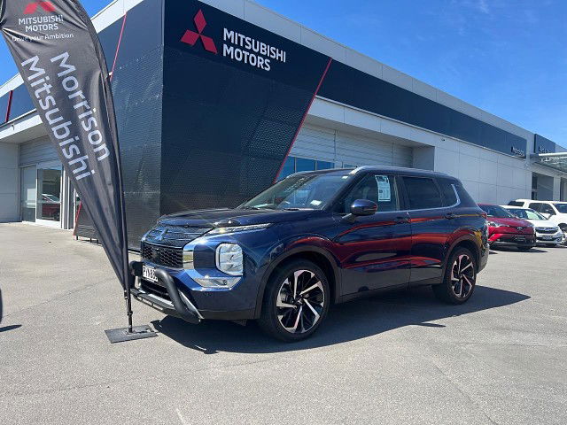 2023 Mitsubishi Outlander XLS 2.5P/CVT