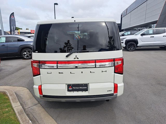 2019 Mitsubishi Delica D:5 4WD 8 SEATS JAOS EDITION