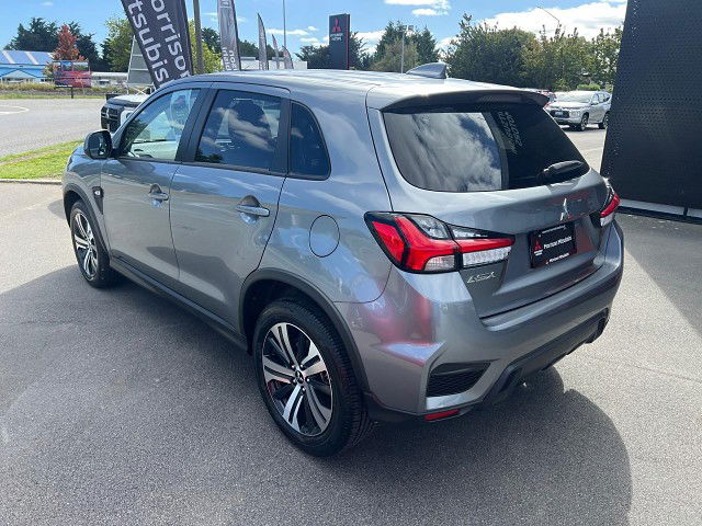 2025 Mitsubishi LS