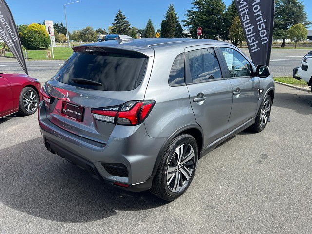 2025 Mitsubishi LS