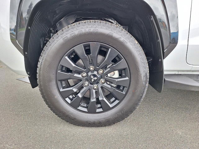 2025 Mitsubishi Triton DC WS 2.4D VRX 4WD 6AT