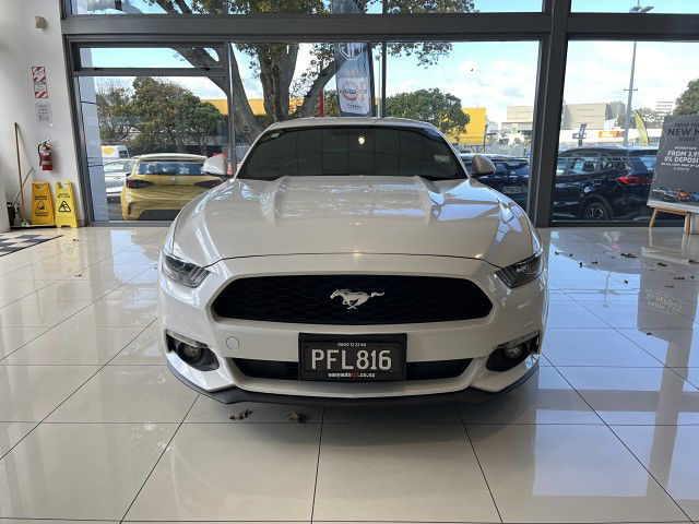 2018 Ford Mustang 2.3L Fastback At 2.3