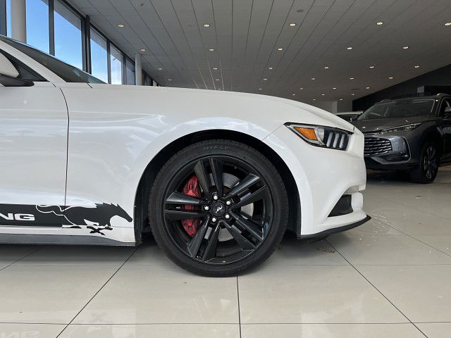 2018 Ford Mustang 2.3L Fastback At 2.3