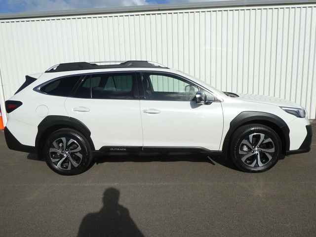 2023 Subaru Outback Touring 2.5