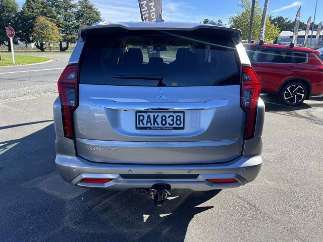2025 Mitsubishi Pajero Sport 2.4D VRX 4WD 8AT