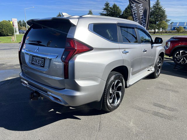 2025 Mitsubishi Pajero Sport 2.4D VRX 4WD 8AT